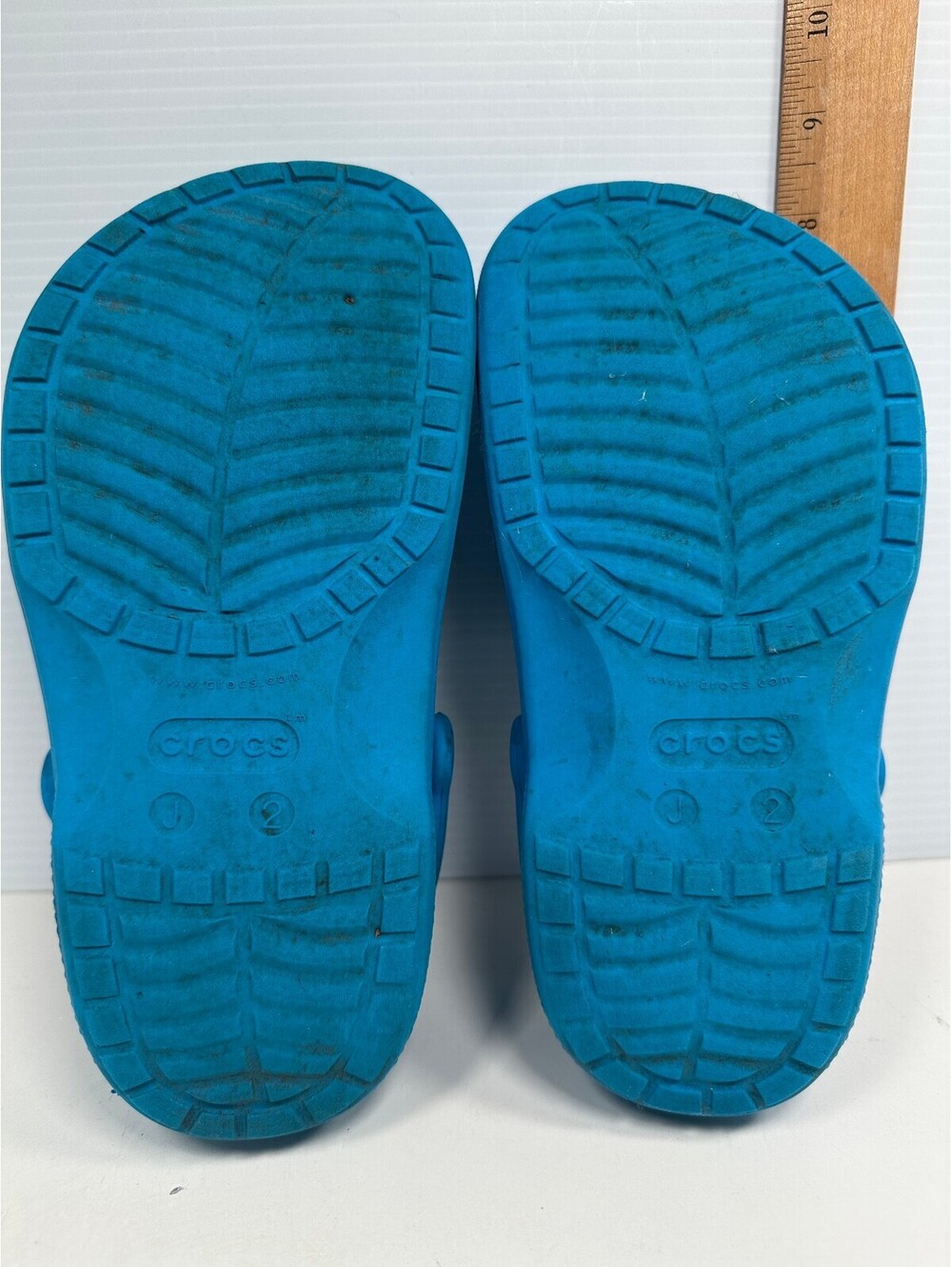 Crocs Baya Classic clogs Size 2 Little KID Sporty Slip On Shoes Blue Cutout Side - Picture 11 of 12